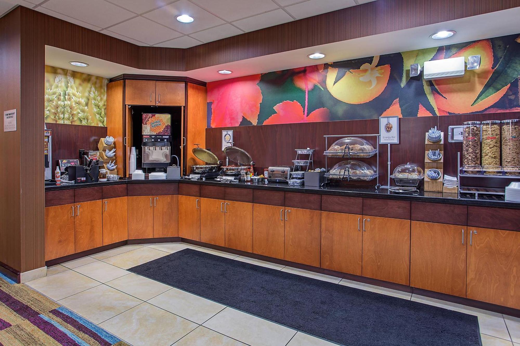 Fairfield Inn & Suites קודאק מראה חיצוני תמונה