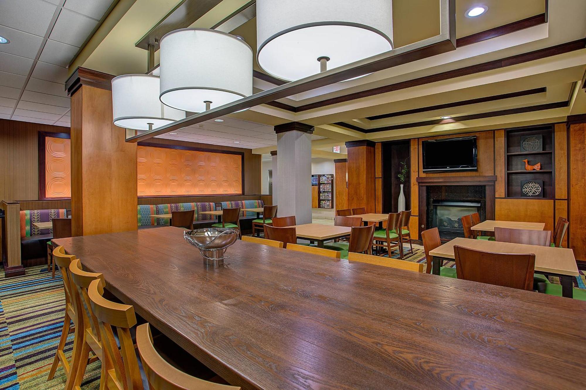 Fairfield Inn & Suites קודאק מראה חיצוני תמונה