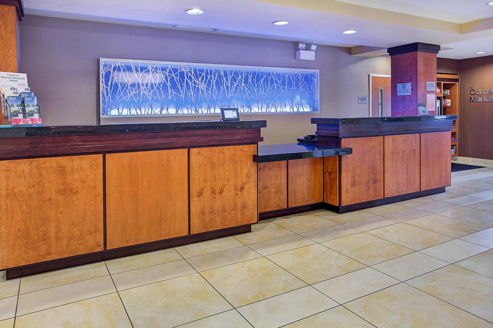 Fairfield Inn & Suites קודאק מראה חיצוני תמונה