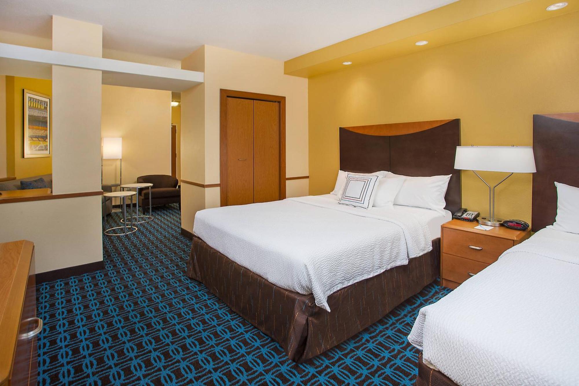 Fairfield Inn & Suites קודאק מראה חיצוני תמונה