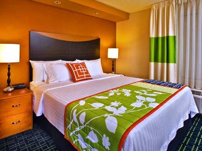 Fairfield Inn & Suites קודאק מראה חיצוני תמונה